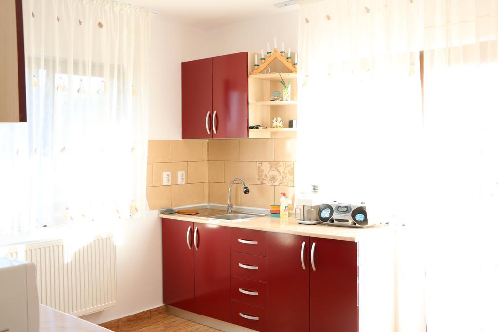 Trestiana Pensiunea Diana מראה חיצוני תמונה